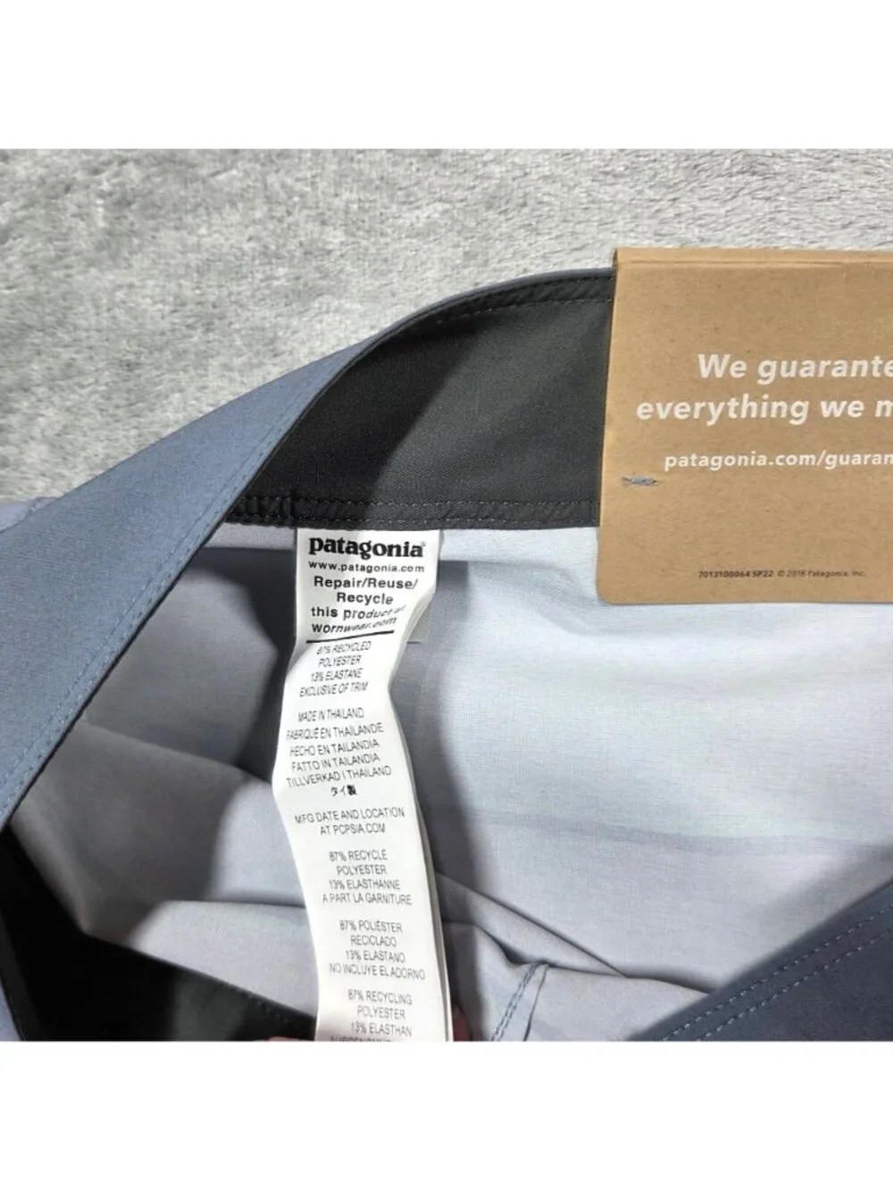 Patagonia Mens 42 Blue Gray Stripe Hydropeak Boardshorts 21